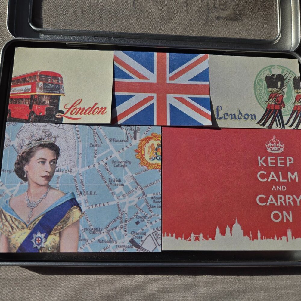 London Themed Sticky Note Collection in tin - Picture 3 of 3